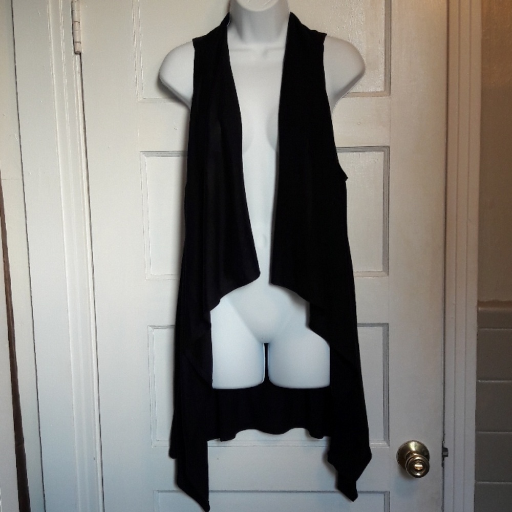Sz M Black cover up shrug sweater shawl